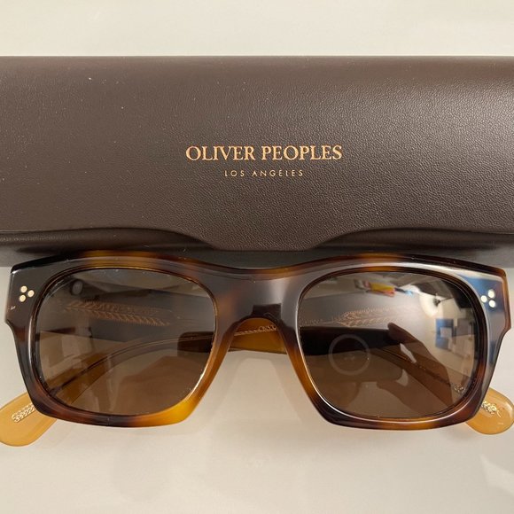 OLIVER PEOPLES ISBA SUN MSRP$542 RARE FIND in Dark Mohogany